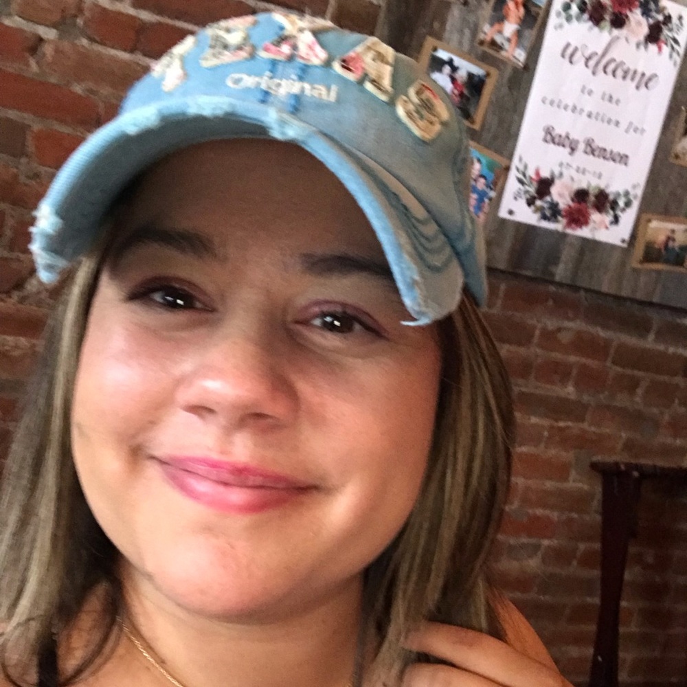 Meet your Posher, Ashley